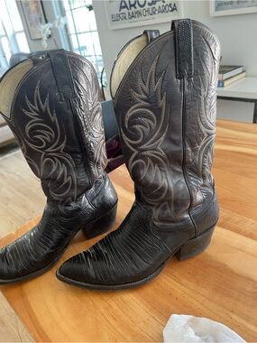 Vintage Dan Post Classic Black Western Lizard Cowboy Boots